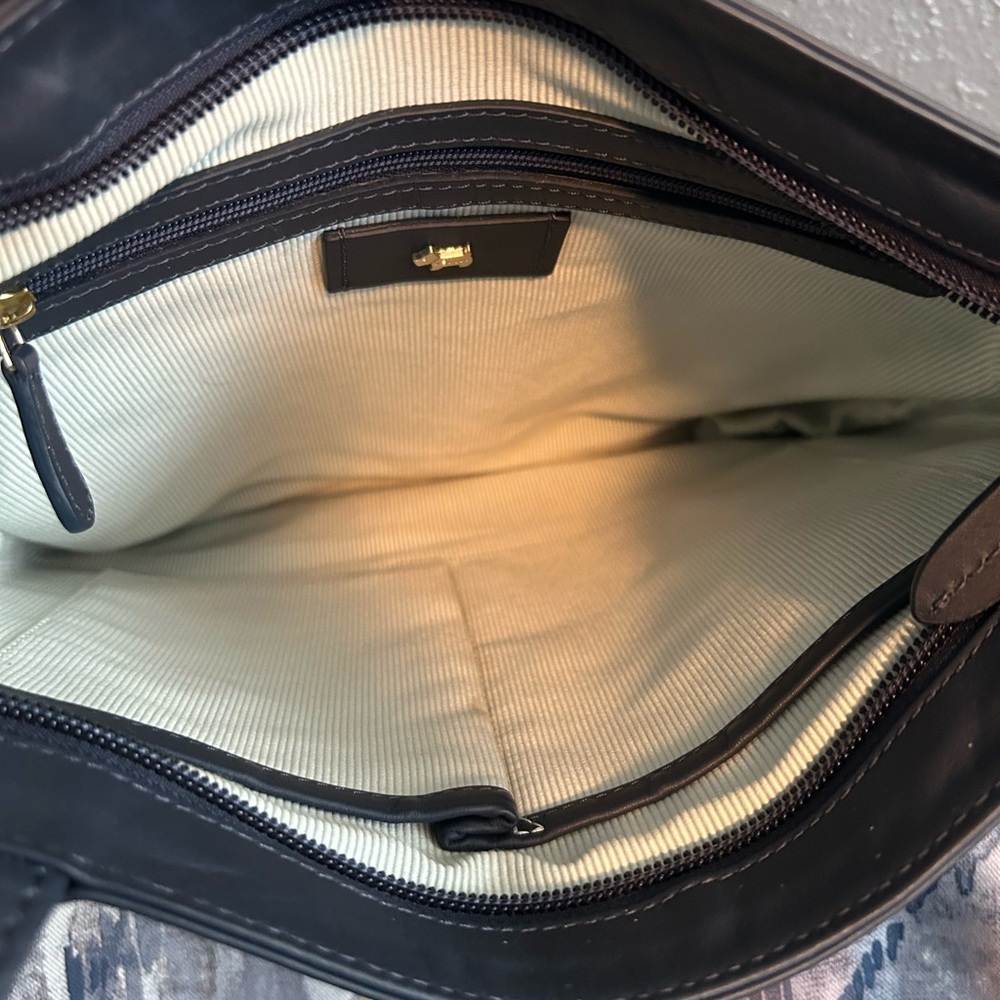 RADLEY LONDON Navy Leather Crossbody Bag - Picture 5 of 6